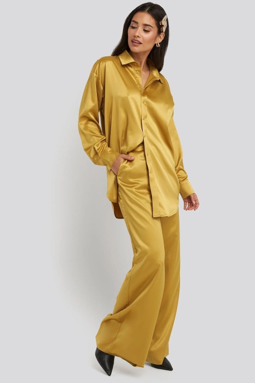 Beautiful loungewear. in a very special color..