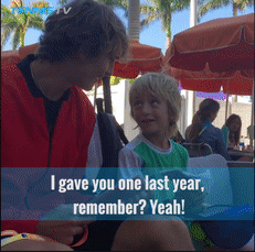 radlulu:Sascha with his mini version @ Miami Open 