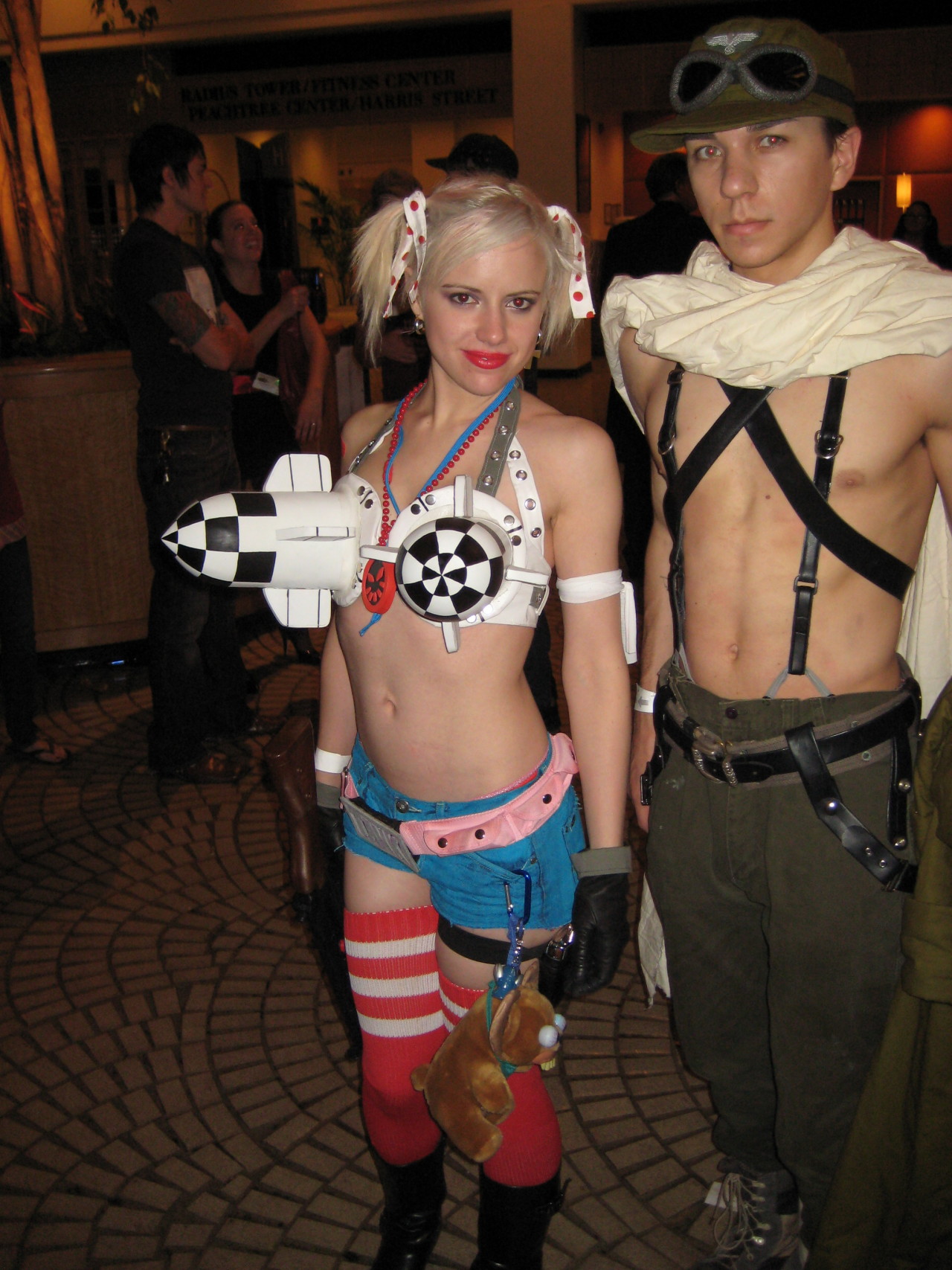 thefeistykitten:  Also, tankie boots.