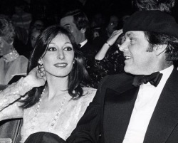 thisisnotnew: #AnjelicaHuston and #JackNicholson