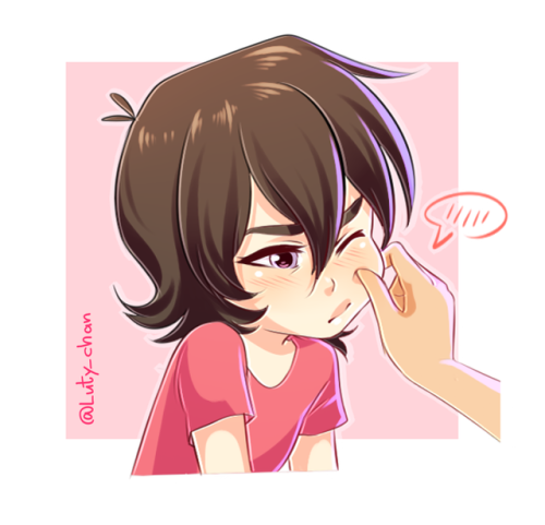 luty-chan:Touch the cheeks ❤️
