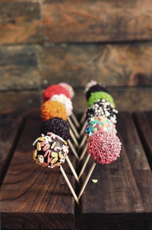 DIY Assorted Sprinkle Rainbow Cake Pops, Colorful Cake Pop Decorations, DIY Food Gifts Idea 
