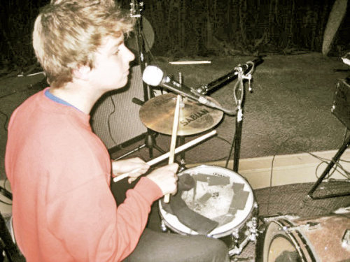 hollagramzz:glazin4u: mac demarco circa. 2008 