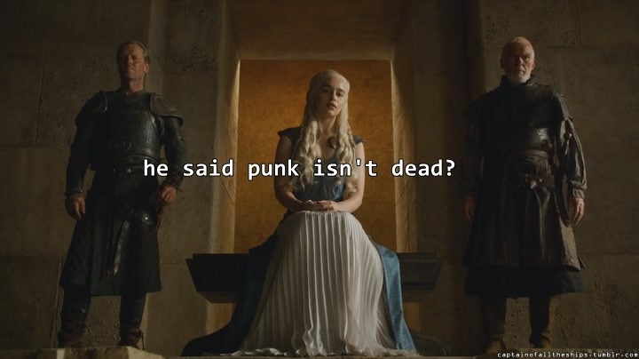 captainofalltheships:  Chrys watches GoT [x]