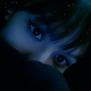 Me enamoré. Me enamoré de sus palabras, de su risa extraña, de sus enormes ojos