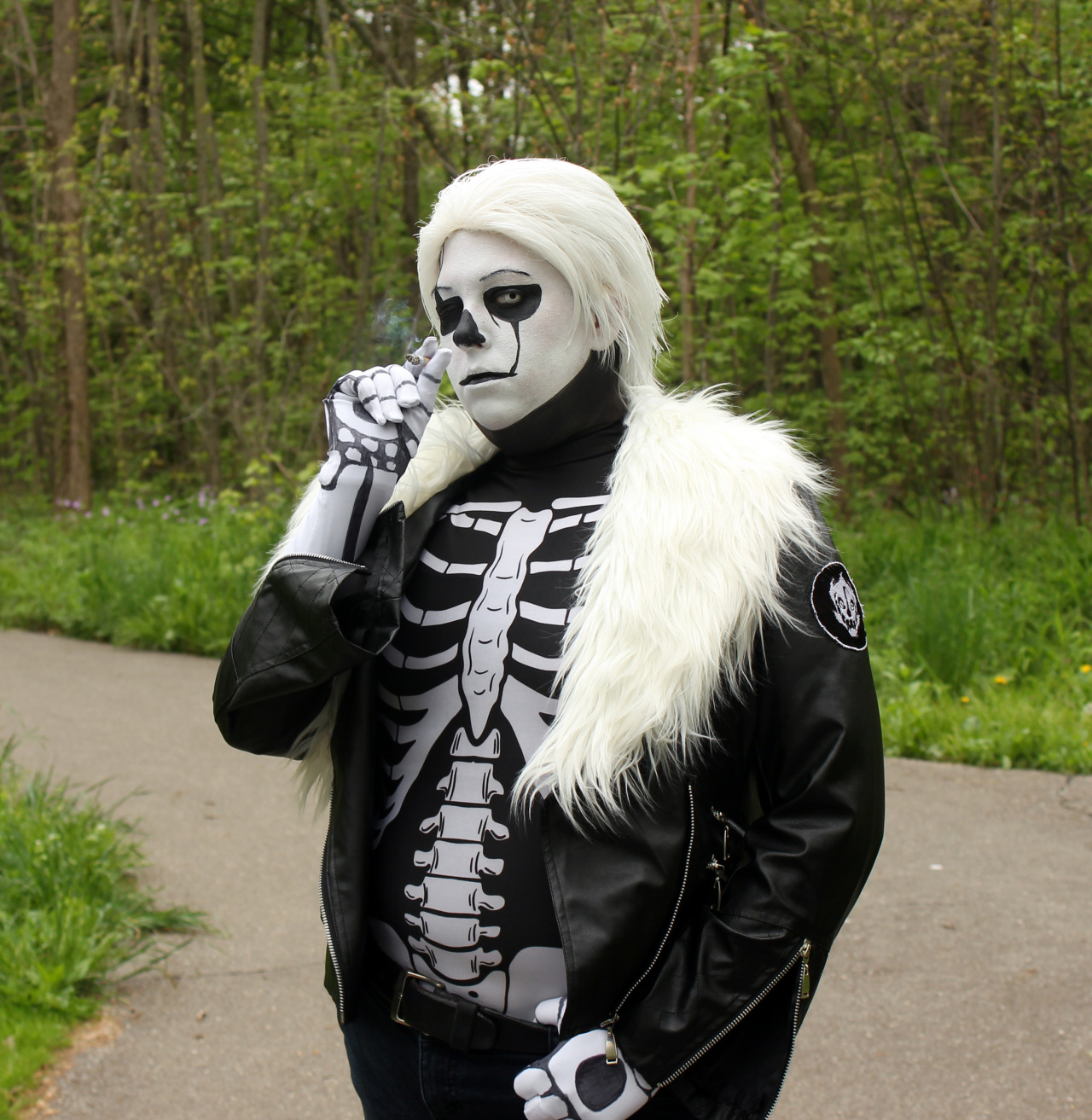 Lover of Bones — Gaster!Sans makeup test and photoshoot set 3/3!