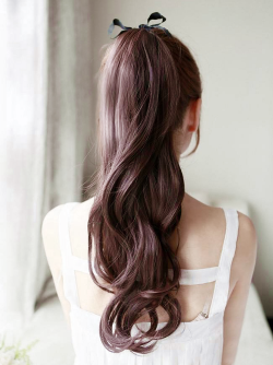 flirtae:  ponytail extension 