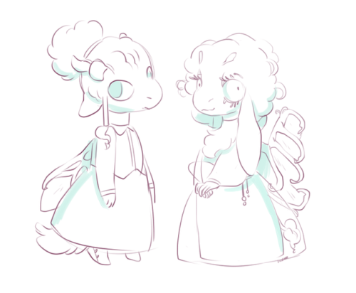 theveryworstthing: someone asked what the Royals look like currently . these are them.  they’re both nearing the end of their current ‘lifecycle’ so there’s a little wrinkling and greying going on. not a lot because they don’t really put effort