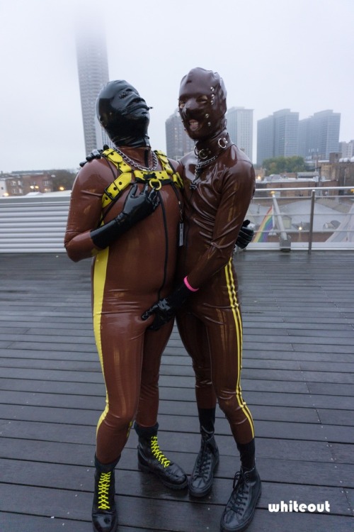 rubbertheworld - Gettin down in the brown with PupLink and...