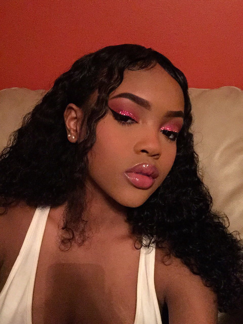 nike-visions:  aaijaaa:  I still feel so basic  $$$