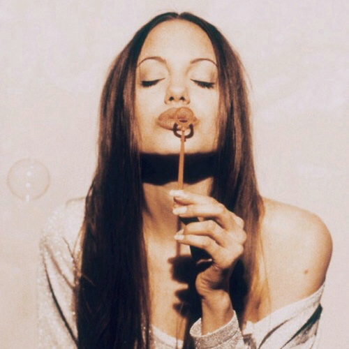 jamybtch:  Angelina Jolie icons.