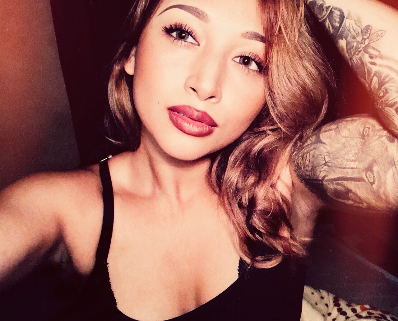 hornythots:    Too damn fine 💯 🌹🌹 🌹🌹 🌹🌹 🌹🌹 🌹