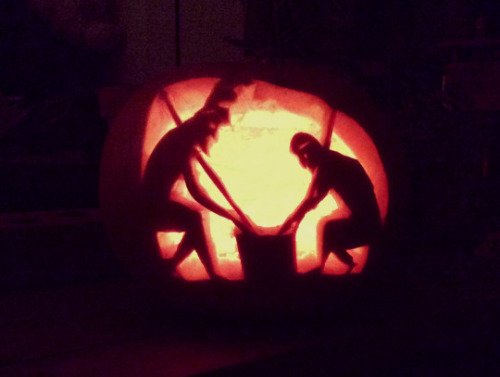 hehasawifeyouknow:Another Halloween, another pumpkin. This time an attempt at the famous vase depict