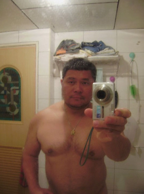 hotasianpics:  nice muscle