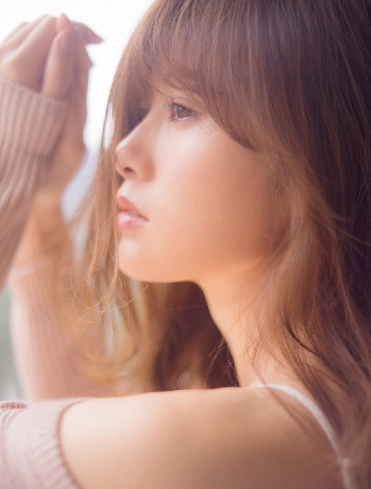 46pic:  Mai Shiraishi - FRIDAY
