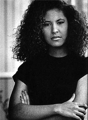 sailorlunita:  sailorlunita:  Selena Quintanilla Perez  April 16, 1971 - March 31, 1995 🌹🌹🌹 20 years later & you’re still the queen 🌹🌹🌹 #SiempreSelena #SelenaVive2015  #SelenaVive2016 ♡