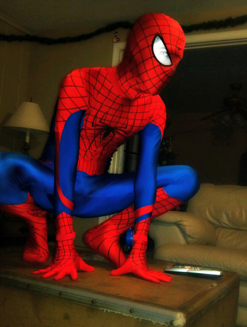 allofthelycra:  comicboys:  Spider-Man Cosplay  uhhh… marry me? 