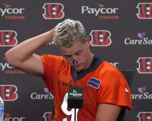 ME : WHEN THE CHEIFS WON THE GAME TODAY