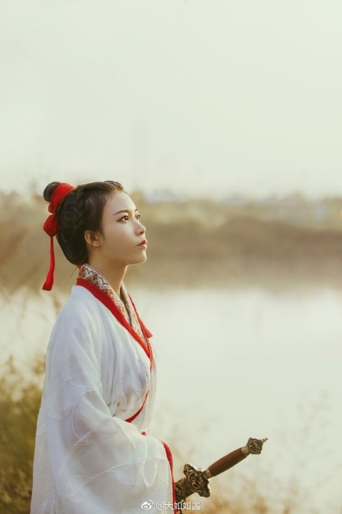 hanfugallery:traditional chinese hanfu by 大如如酱