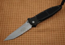 knifepics:  Mini-Socom