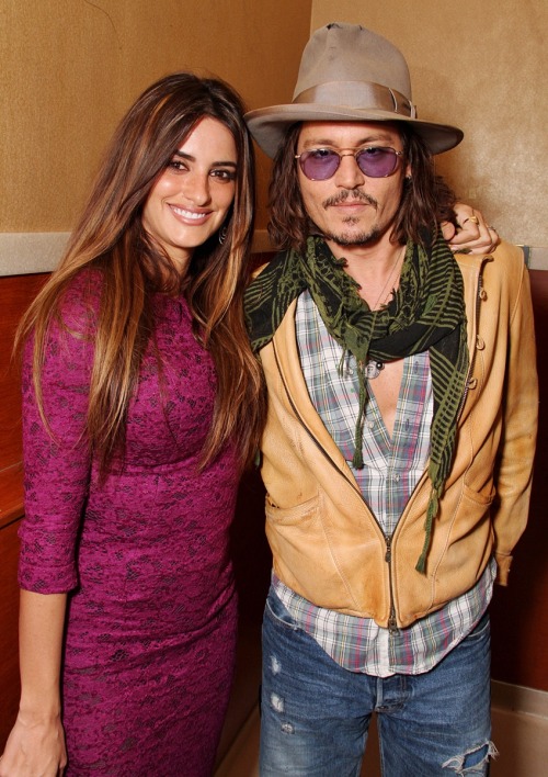 11 years ago, on April 1, 2011, Johnny Depp attended the Penélope Cruz’s “Hollywood Walk of Fame” Ce