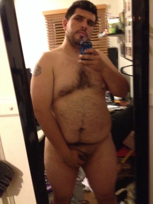 gaygeekbear619:  Birthday suit selfies