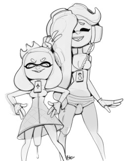 r4drawings:  Quick stream sketch from my combo stream with @limebreaker of Pearl and Marina posing for a picture!