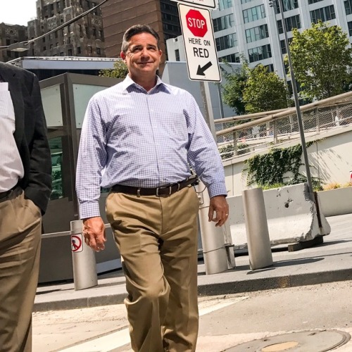 daddiesonthego: Silver Smiling Business Daddy out grabbing lunch with his executive boss.