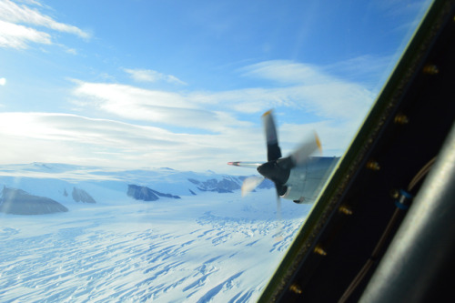 LC-130 Skibird over Antarctica in support of Operation Deep Freeze, 16 November 2015. (ANG/Capt Davi