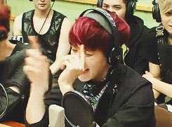 oh-luhans:  baekhyun’s gwiyomi player 