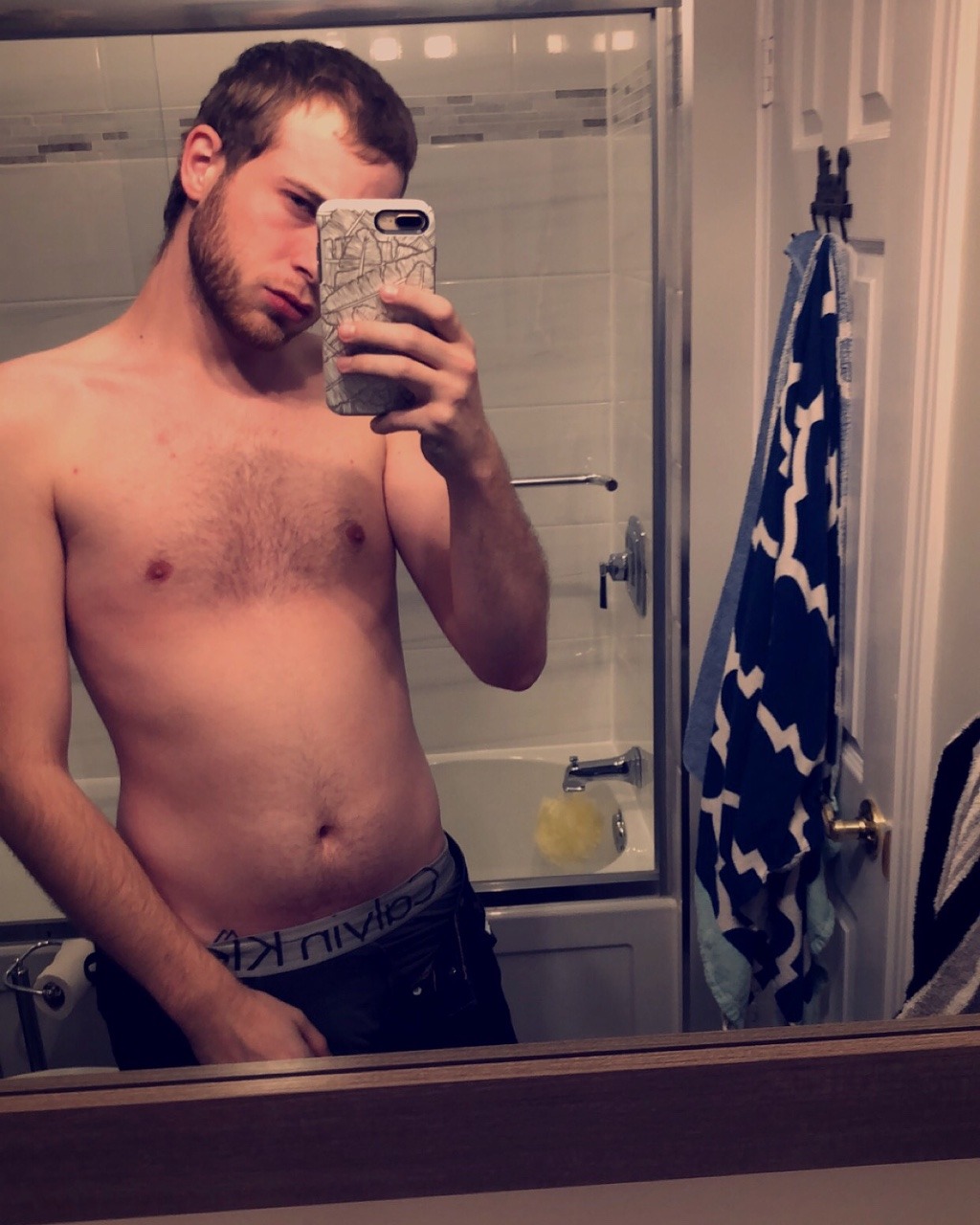 those-cute-boys: looking for a sugar daddy .. 