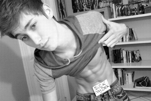 Spank meh (;