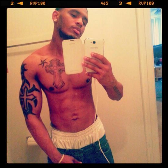 jadefristarz:  them-babies:  youknowyouwantsit:  Dear God It’s Him! The Things