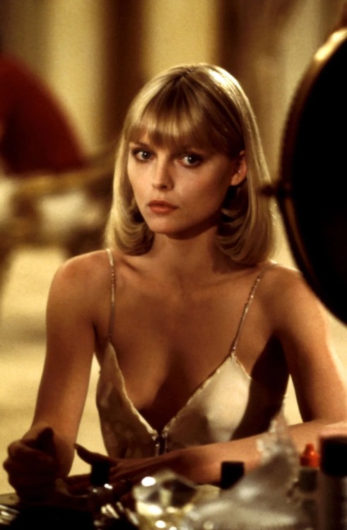 a-state-of-bliss:Michelle Pfeiffer as Elvira Hancock in Brian De Palma’s ‘Scarface’