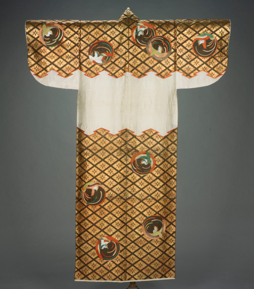 thekimonogallery:Nō theater costume (nuihaku)Unknown artist, Japanese, Japan Nō theater costume (nui