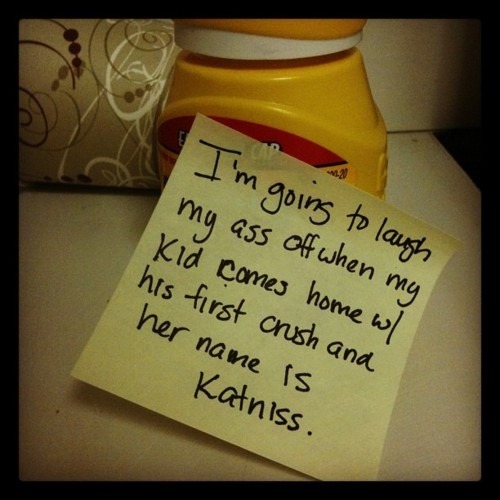 the-legend-of-midge:   Post-It Notes from adult photos