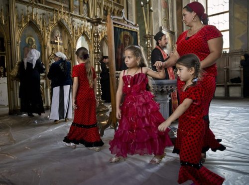 iophiels:“Romanian Romas Celebrate the Birth of the Virgin Mary“Photo by Vadim Ghirda/AP