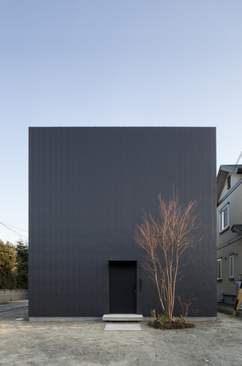 ombuarchitecture:Ant-house Shizuoka • Shizuoka Prefecture • JapanBy mA-style architectsvia Archdaily