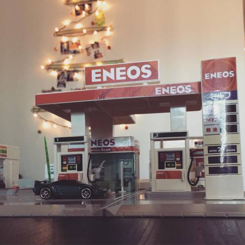 Fueling up for the Christmas cruise. Thanks again @faqqinchet . #merrychristmas #tomica #hotwheels #