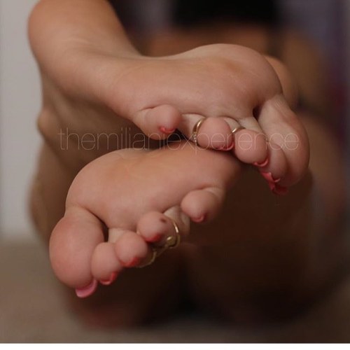 Porn photo Thoughtful Toes