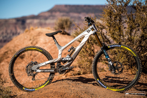 aces5050: (via 21 Downhill Bikes of Red Bull Rampage 2019 - Vote For Your Favourite - Pinkbike)