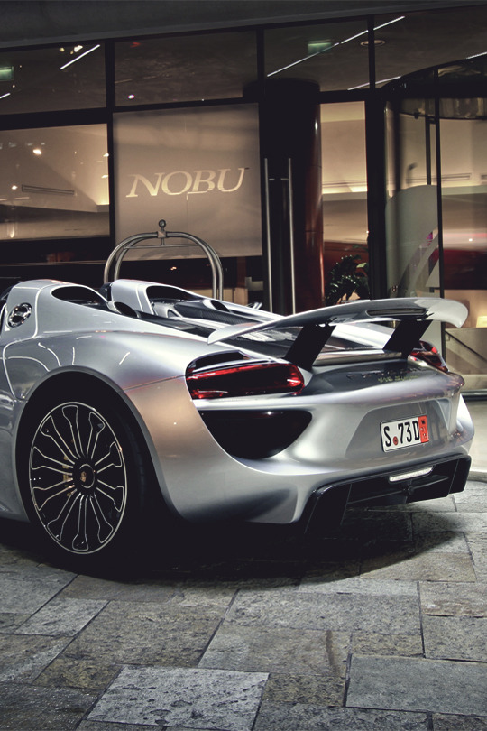 mistergoodlife:  Porsche 918 Spyder • Mr. Goodlife • Instagram