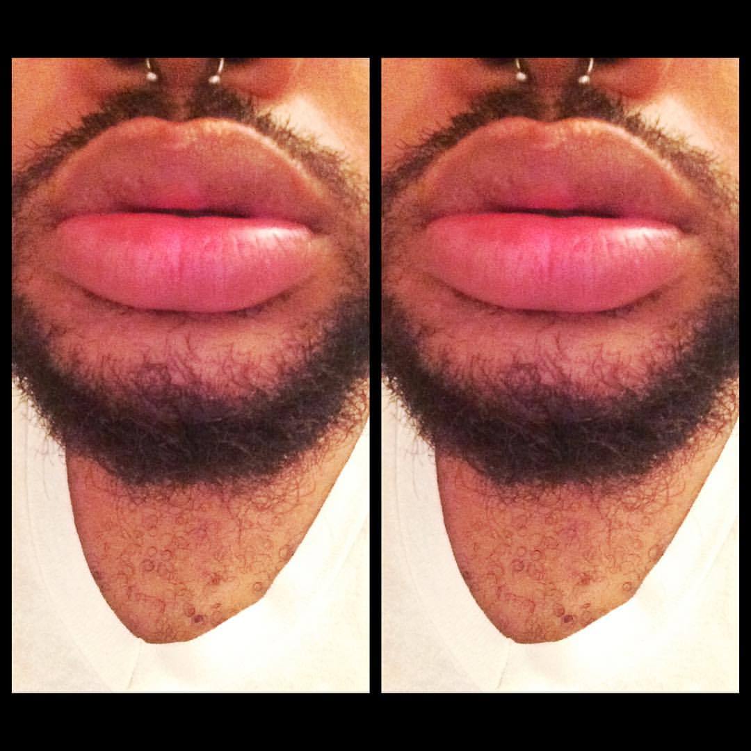 💋