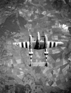 julietteandthejet:Top view of a P-38 Lightning