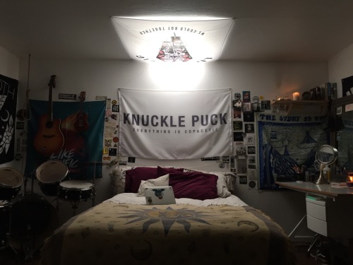 spoiled-tuna:The new room