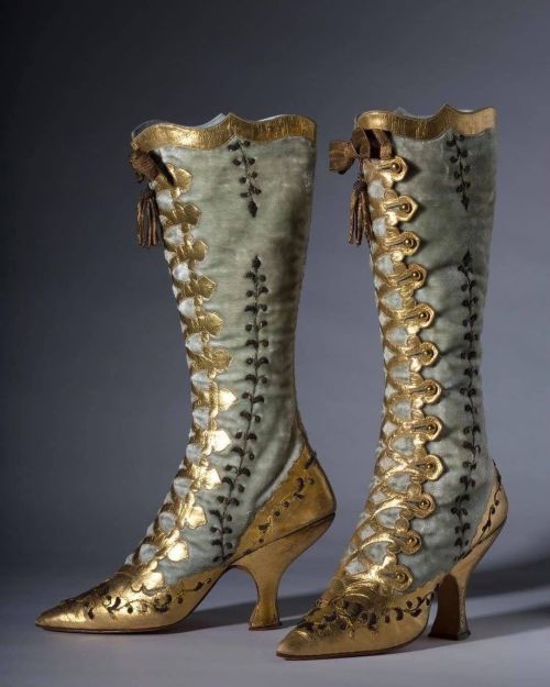 museum-of-artifacts:Victorian leather and velvet boots, 1890 museum-of-artifacts.blogspot.co