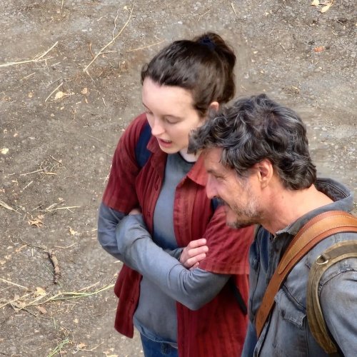 hbothelastofus: Pedro Pascal and Bella Ramsey on the set of The Last of Us jaimep007 | Instagram