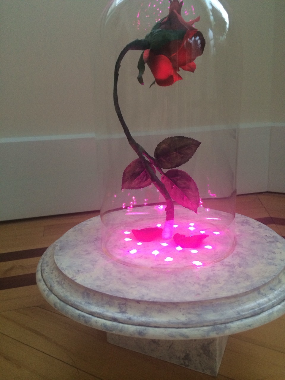 b0hemiaisdead:  Made this for my beauty and the beast obsessed friend for her birthday