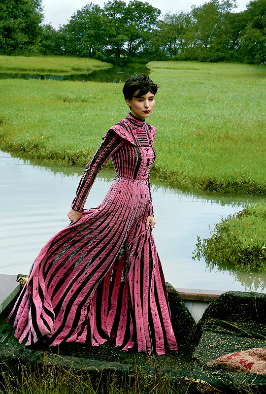 rooneydaily:Rooney Mara photographed by Annie Leibovitz for VOGUE Magazine