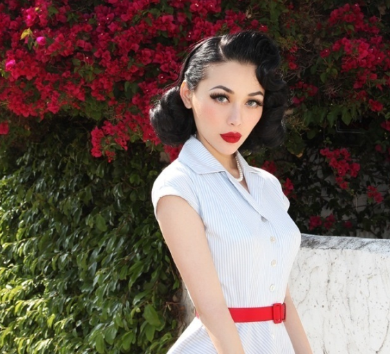 cherrybomb4393:  She’s positively perfectHow do I do that?